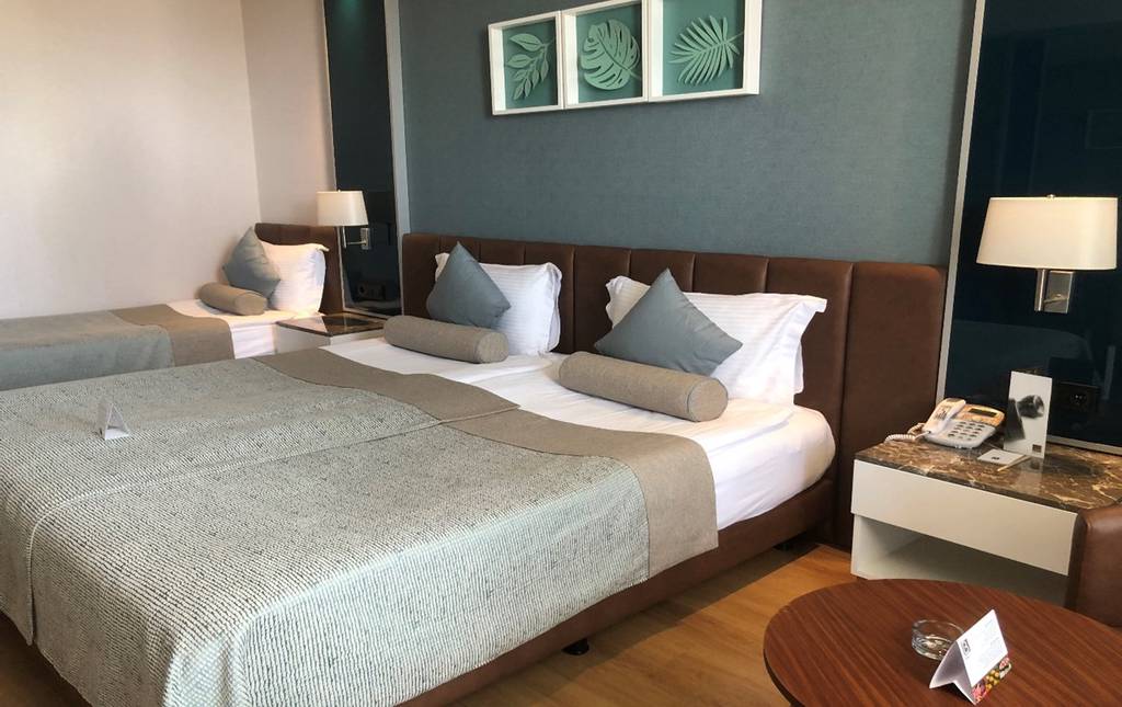 Baia Hotels Lara 5*