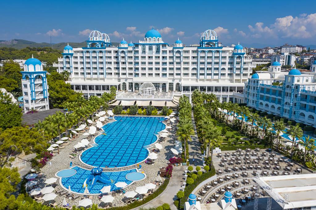 Rubi Platinum Spa Resort & Suites 5*