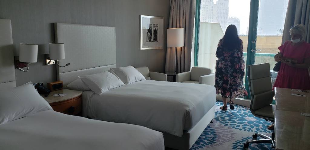 Deluxe Walk View Room Hilton Dubai Jumeirah Beach