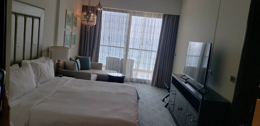 Deluxe Sea View Ajman Saray