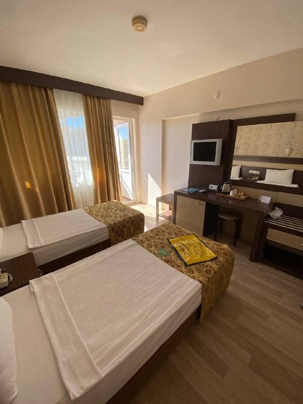 Lonicera World Resort & Spa 5* 