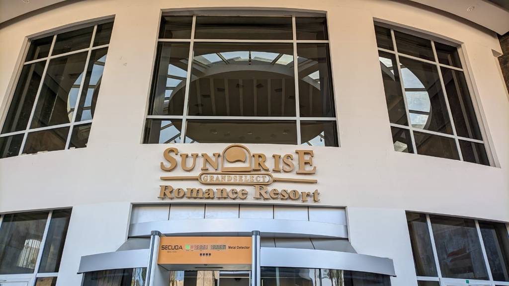 Sunrise Romance Resort