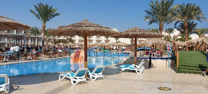 HURGADA LONG BEACH RESORT