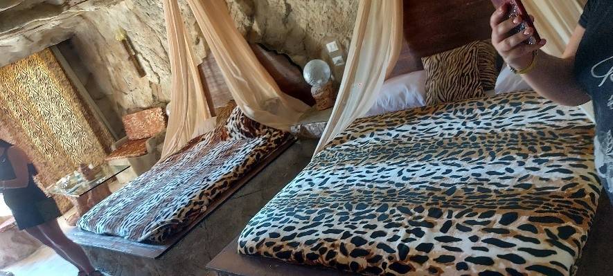 CAVES BEACH RESORT