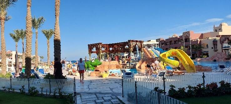 SUNNY DAYS RESORT SPA & AQUAPARK