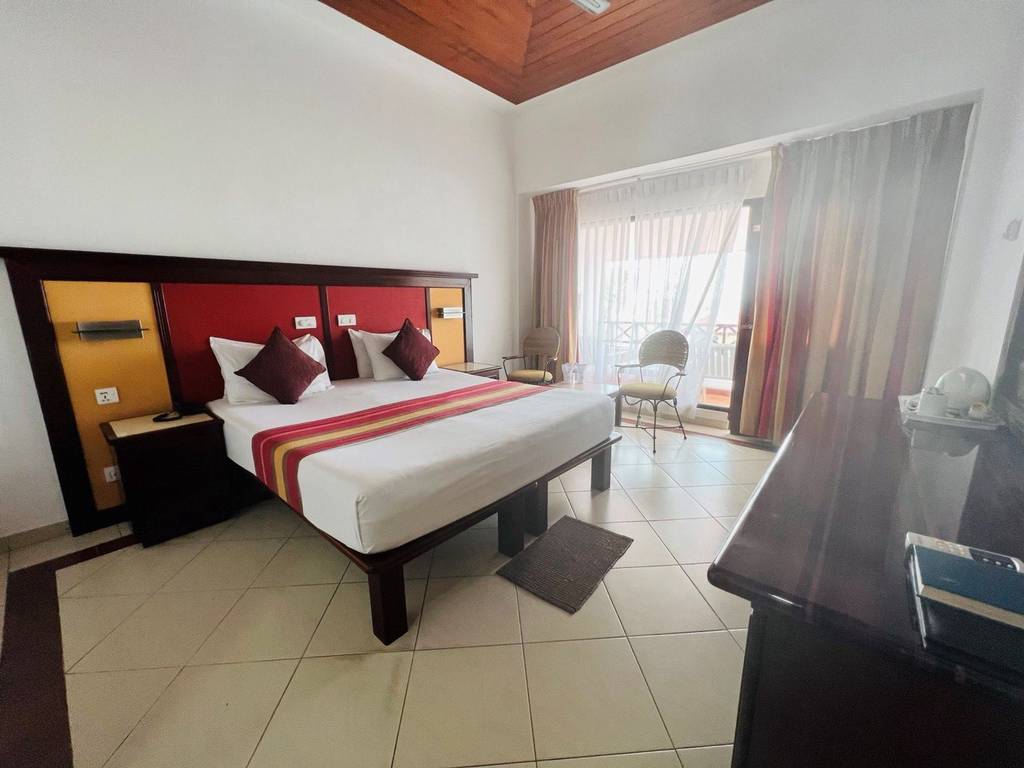 CORAL SANDS 4*