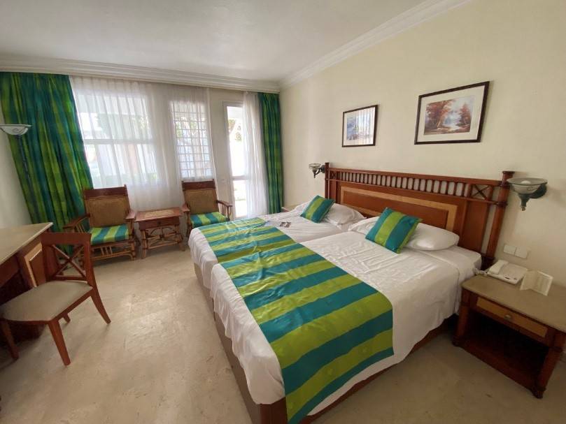 Maritim Jolie Ville Resort & Casino 5*
