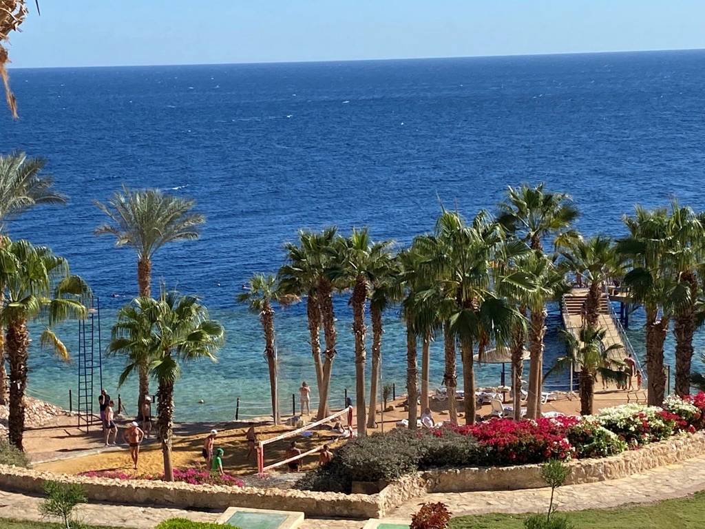 Grand Rotana Resort & Spa 5*