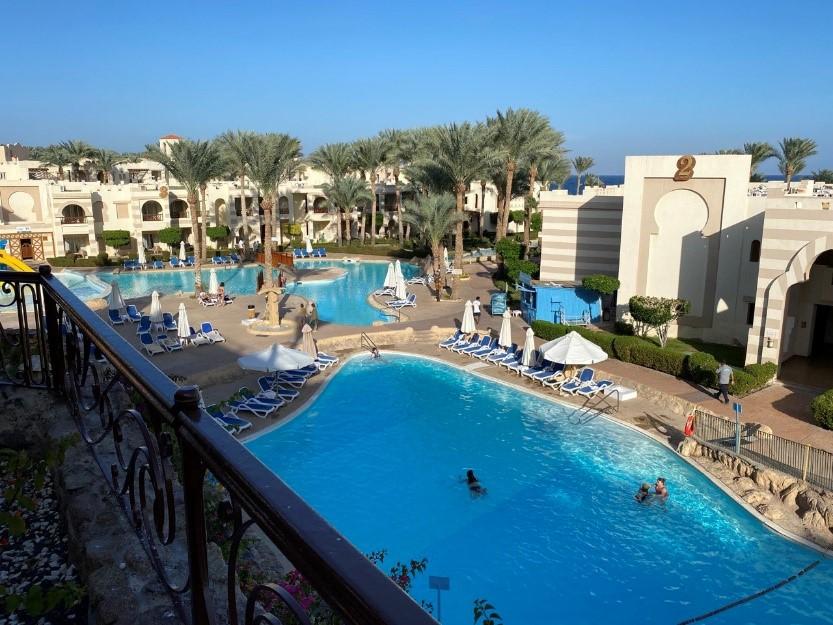 REHANA ROYAL BEACH RESORT 