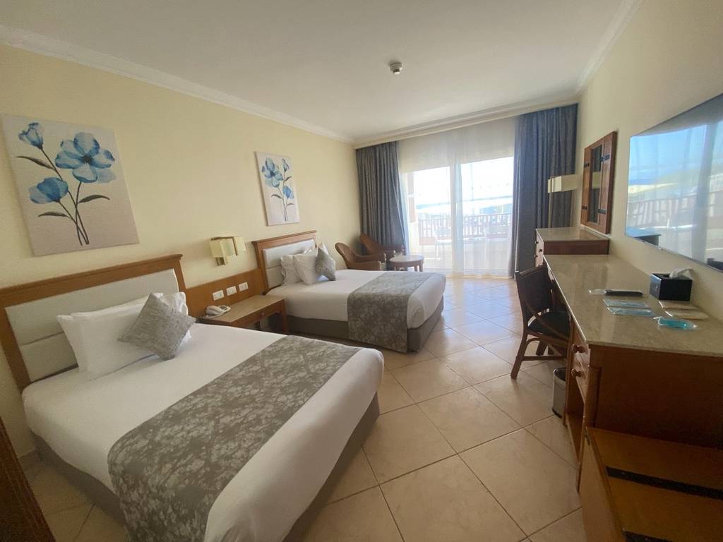 номер Superior Sea View Albatros Royal Grand Sharm