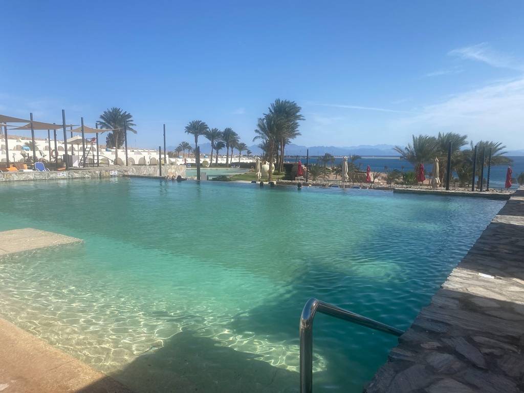 бассейн с морской водой Le Meridien Dahab 5
