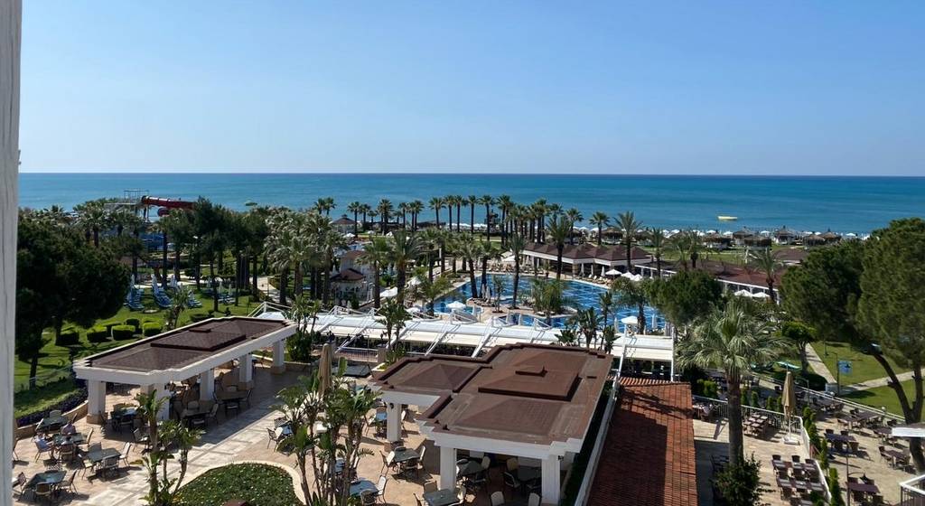 Crystal Tat Beach Golf Resort & Spa 5*