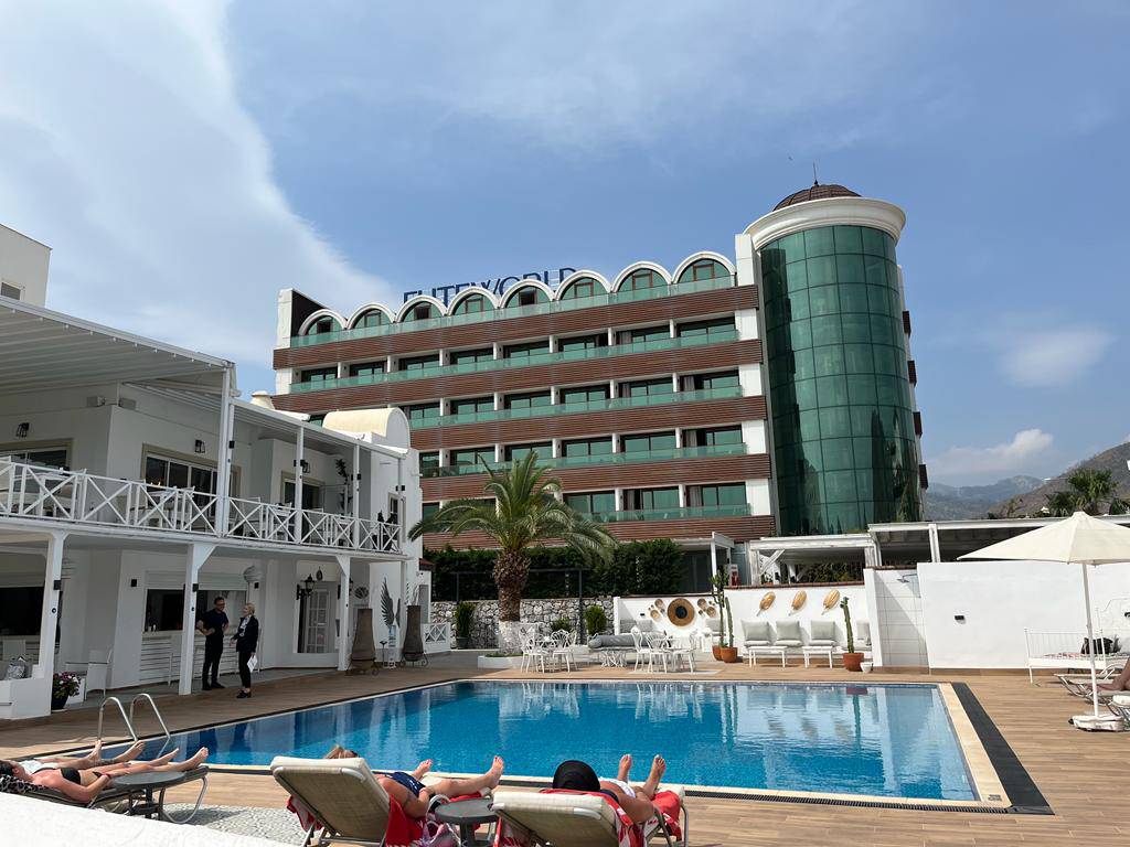 Casa Blanca Beach Hotel Adults Only 13+ 4*