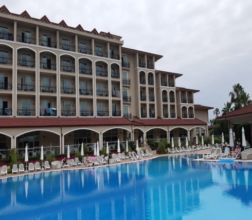 PALOMA OCEANA RESORT