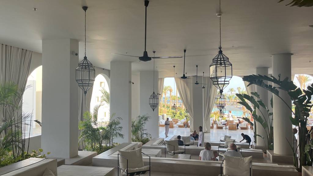 SERRY BEACH RESORT