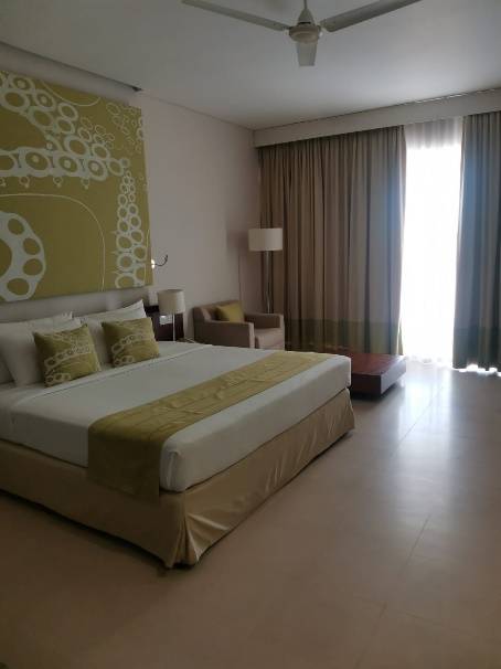 Amaya Beach Passikudah