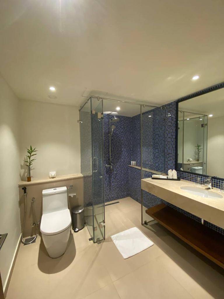 Avani Kalutara Resort 4*