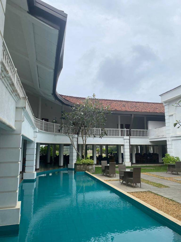 Hibiscus Beach Hotel & Villas 4*