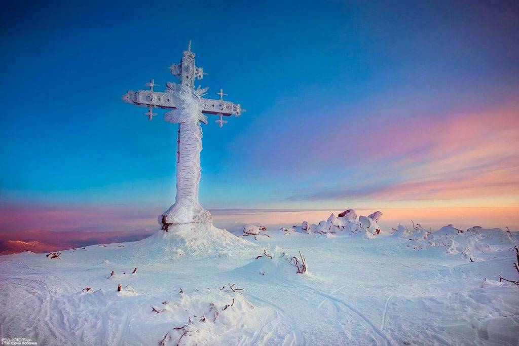 Поклонный крест Шерегеша