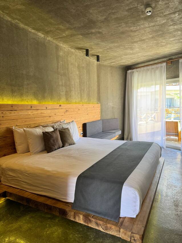 MERAKI RESORT