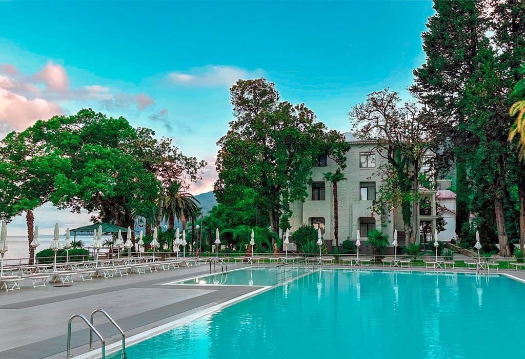 Нарт Park Spa Hotel 4*, Гагра