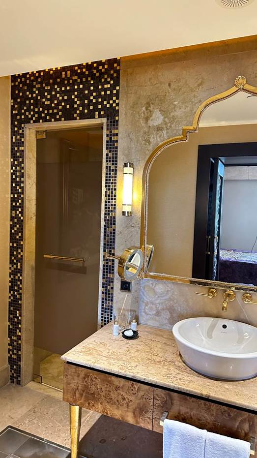 Titanic Mardan Palace