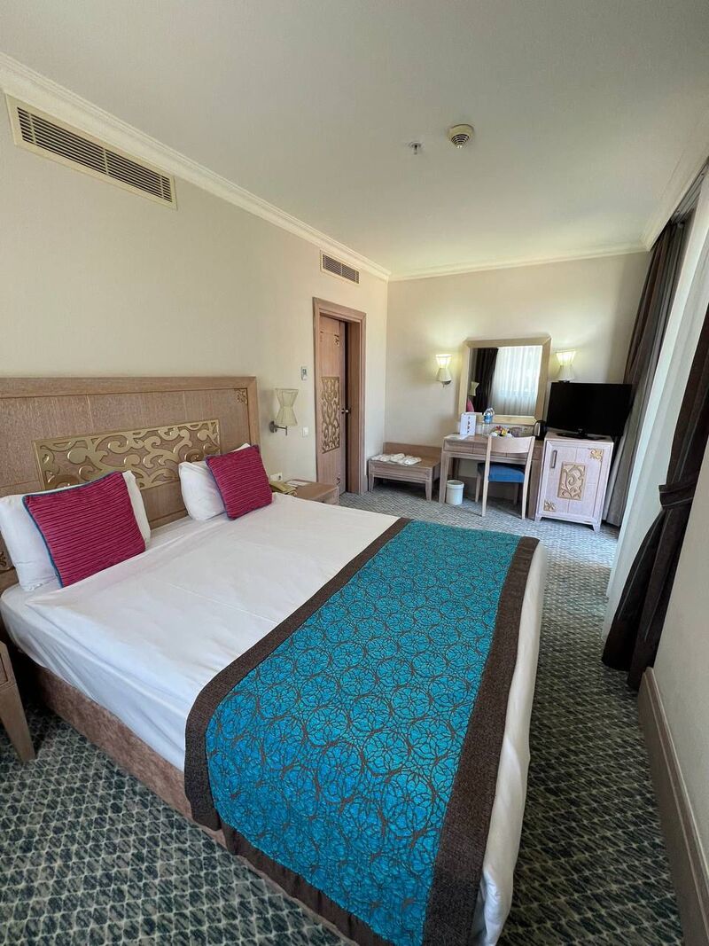 Crystal Family Resort