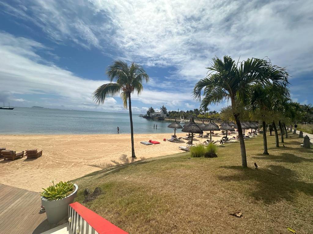 LUX* Grand Gaube Resort & Villas 5*