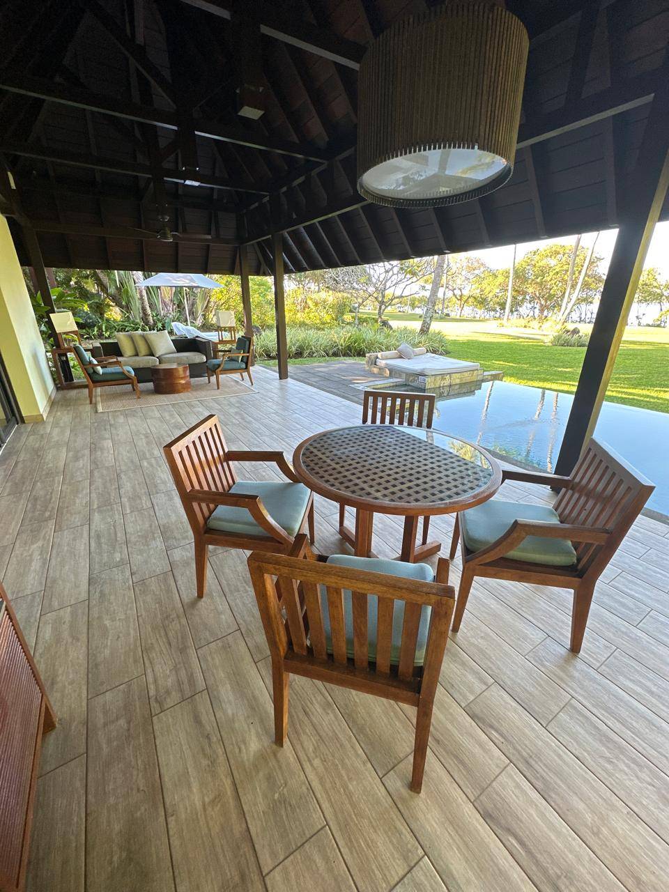 Four Seasons Mauritius 5*