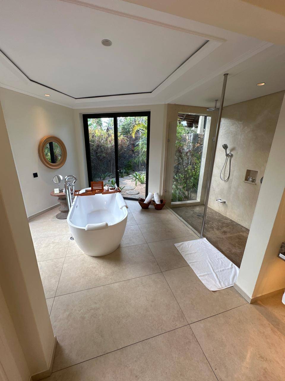 Maradiva Villas Resort & Spa 5*