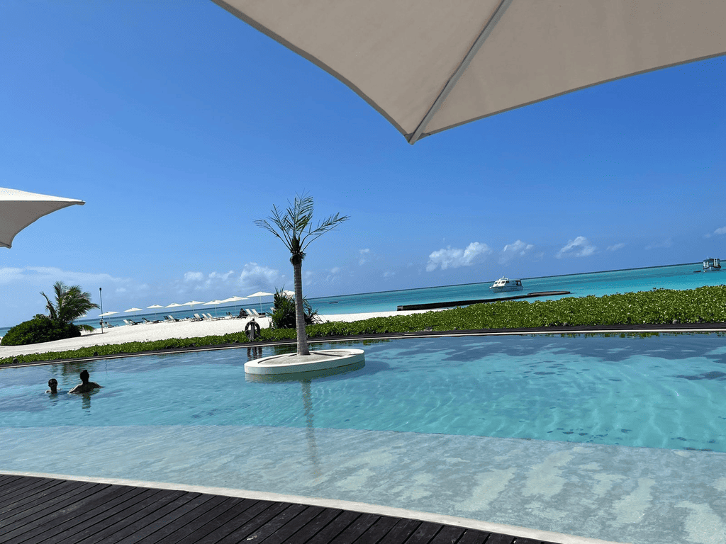 Cinnamon Velifushi 5