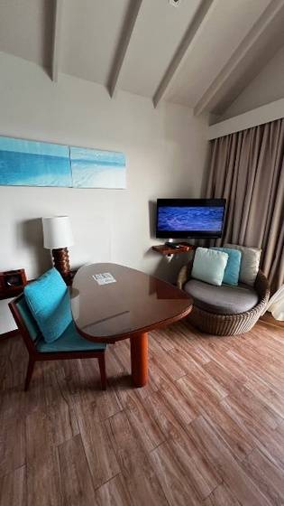 Centara Ras Fushi Resort&spa 