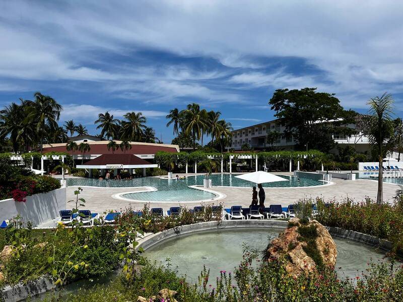 Sol Caribe Beach