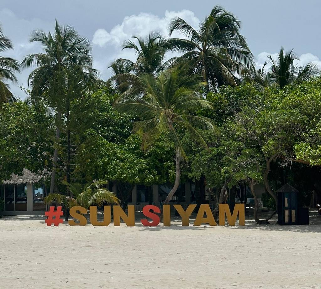 Sun Siyam Iru Fushi 5*.