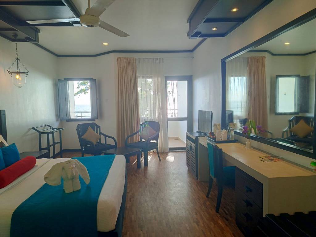 TANGERINE BEACH HOTEL