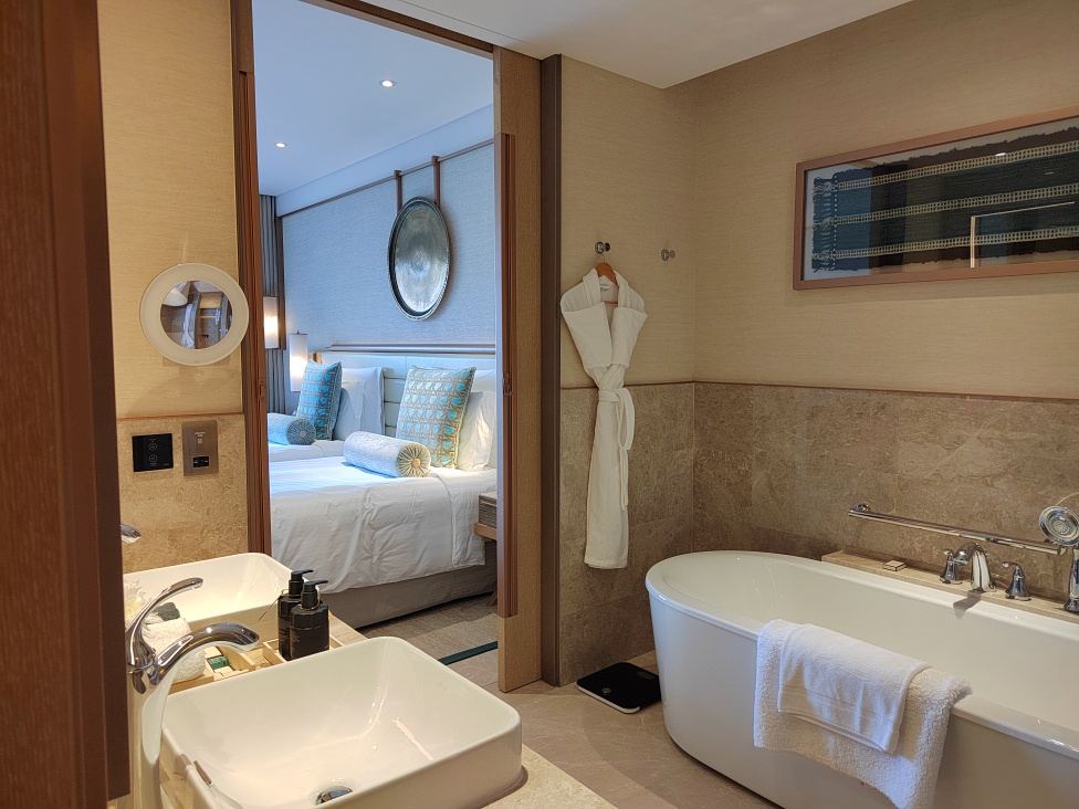 Jumeirah Muscat Bay
