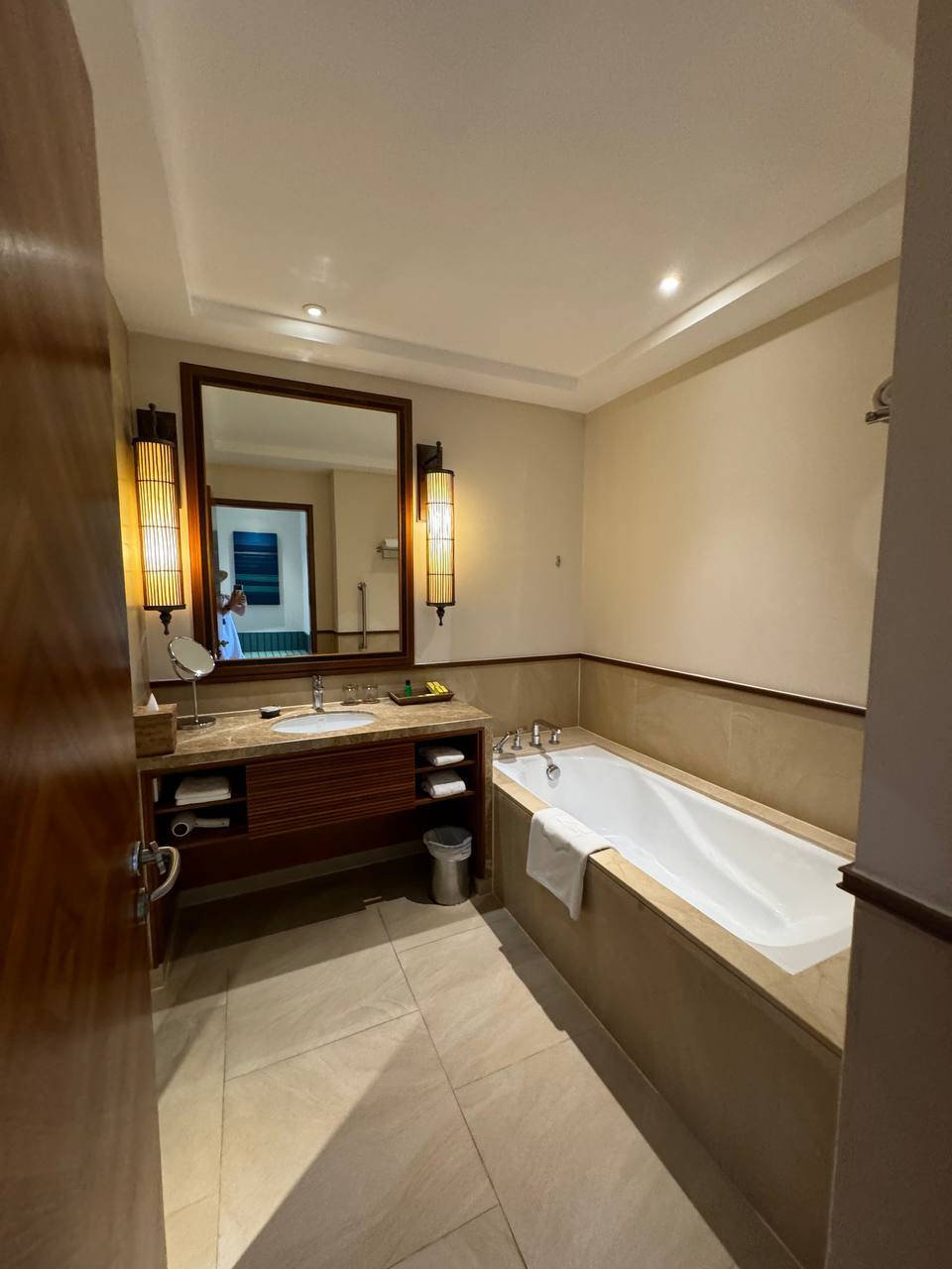 Shangri-La Hambantota 5*, Хамбантота