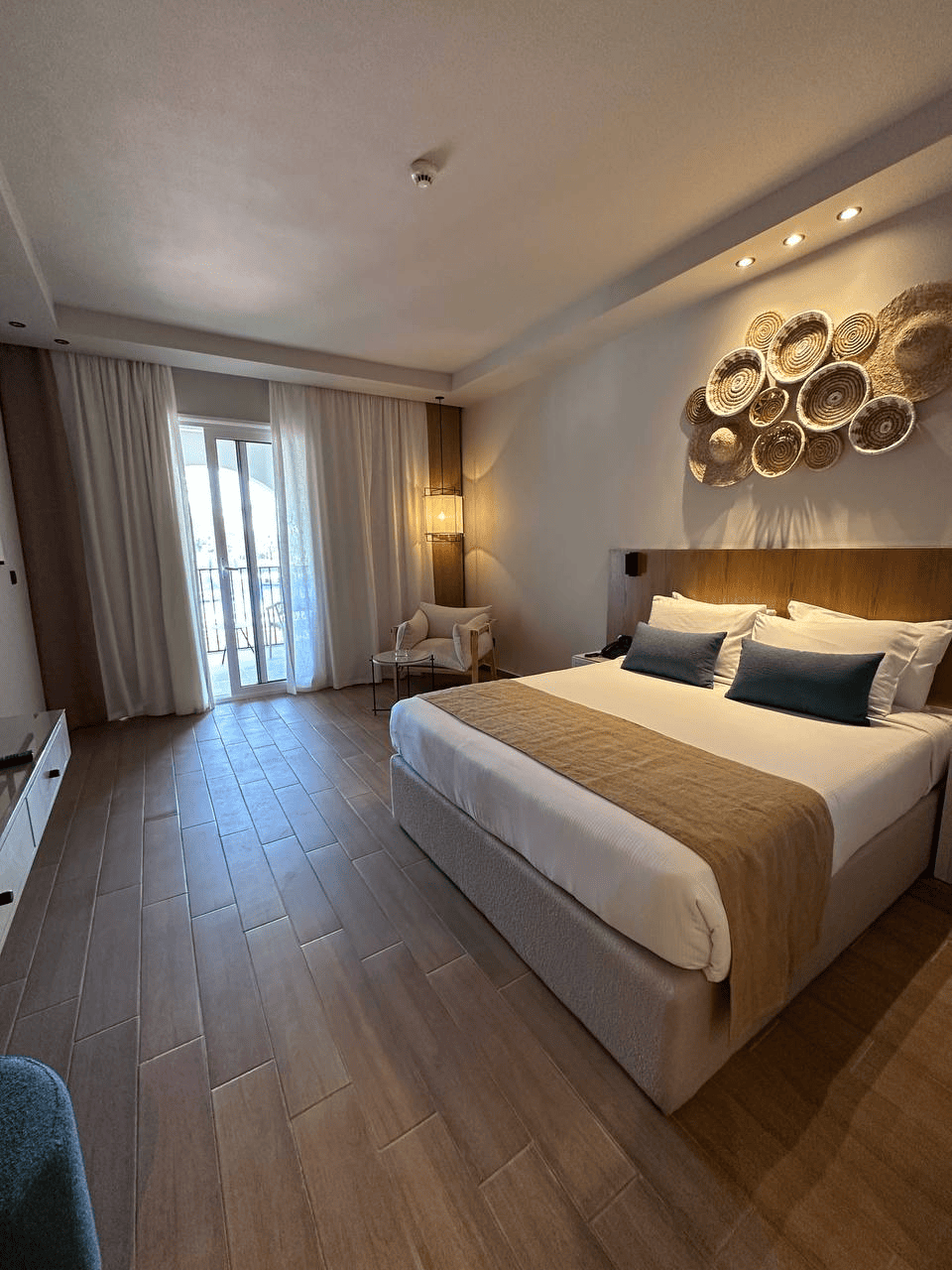 Desert Rose Resort 5*