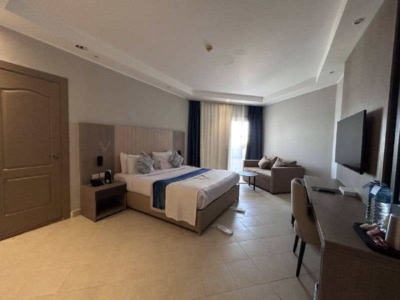 THE V LUXURY RESORT 5*