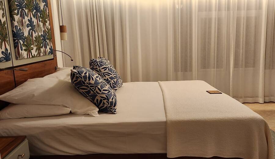 Paradis Beachcomber Golf Resort & Spa
