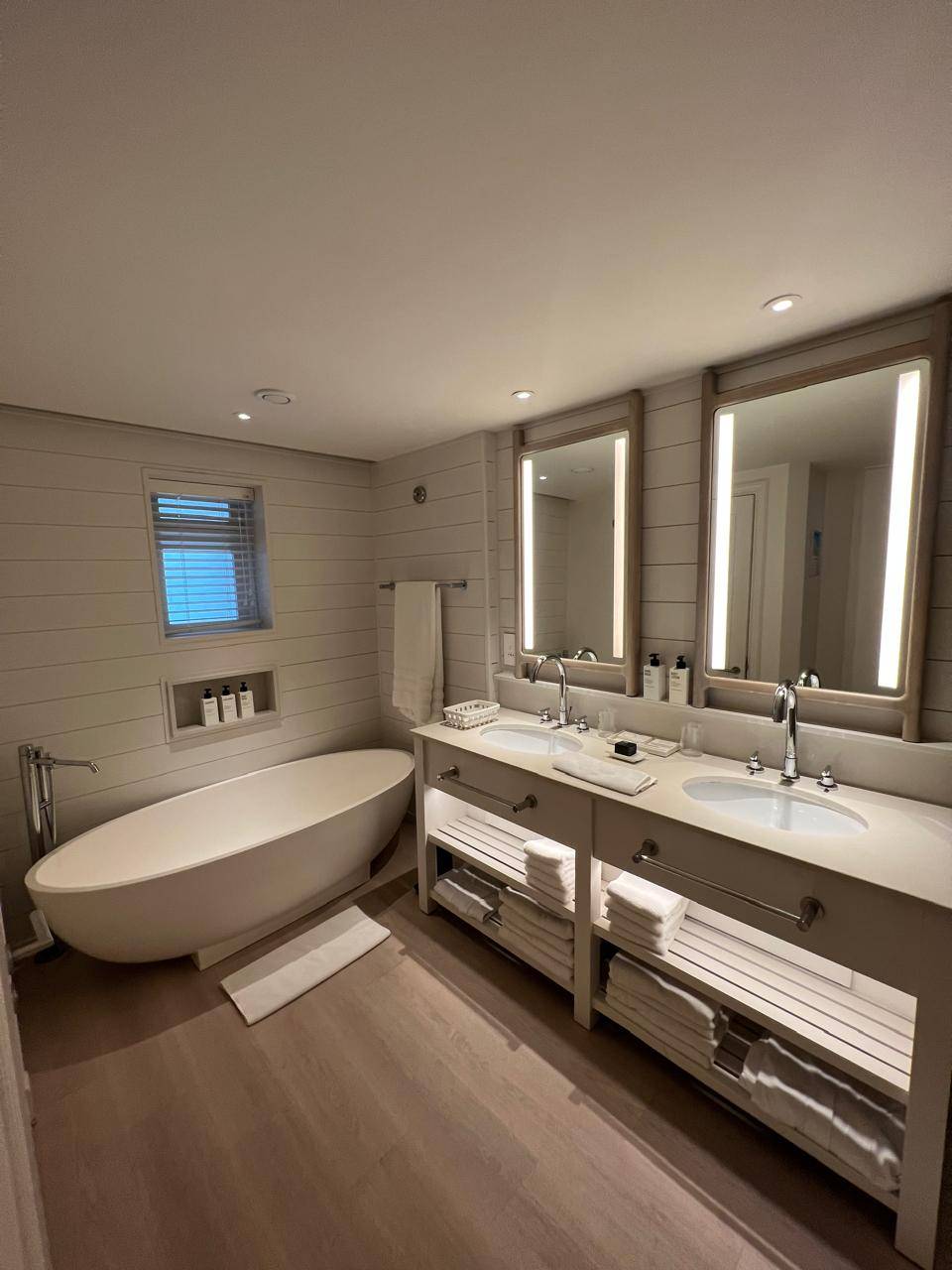 LUX* Belle Mare Resort & Villas