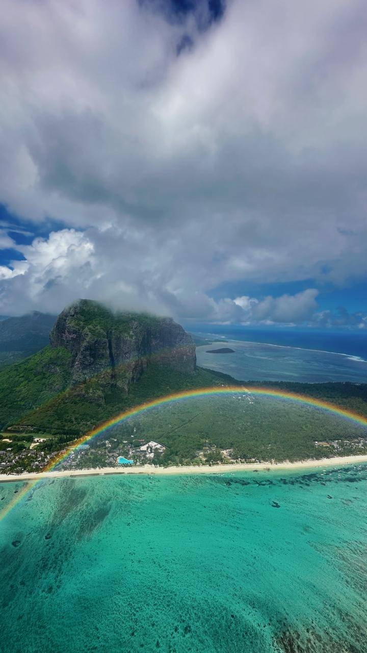 Подводный водопад Маврикий