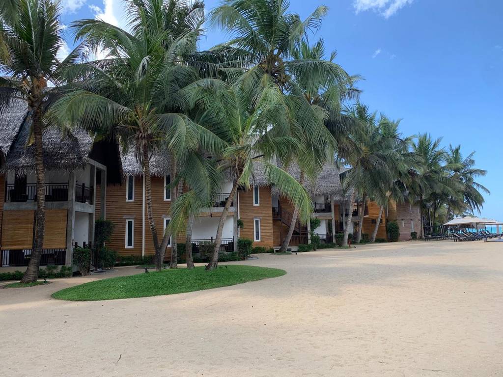 Maalu Maalu Resort & Spa 4*