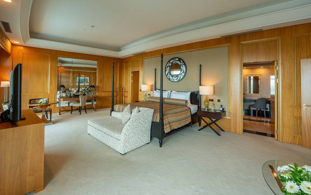 Calista Luxury Resort