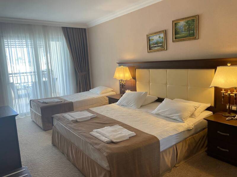 Latanya Park Resort 5*