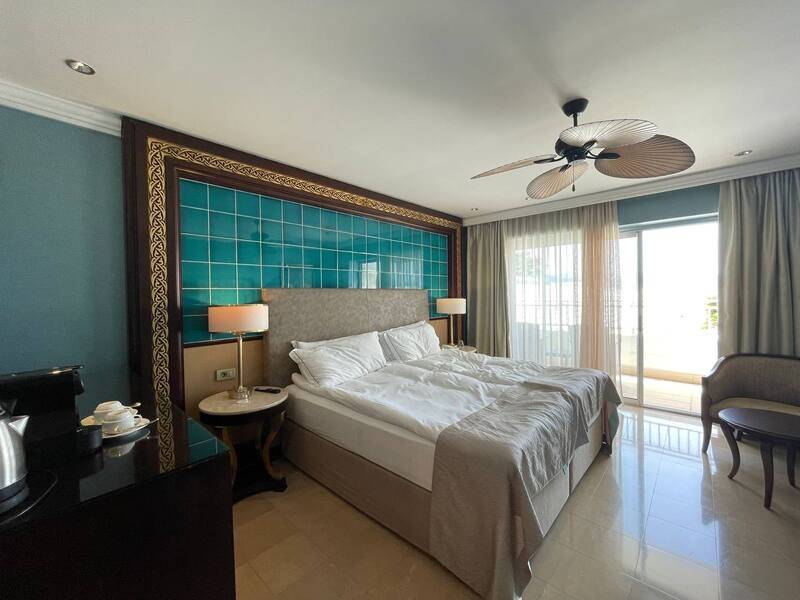 Rixos Premium 5*
