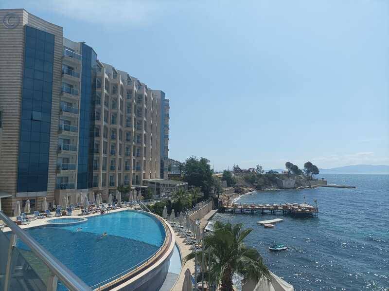 Charisma DeLuxe Hotel 5*