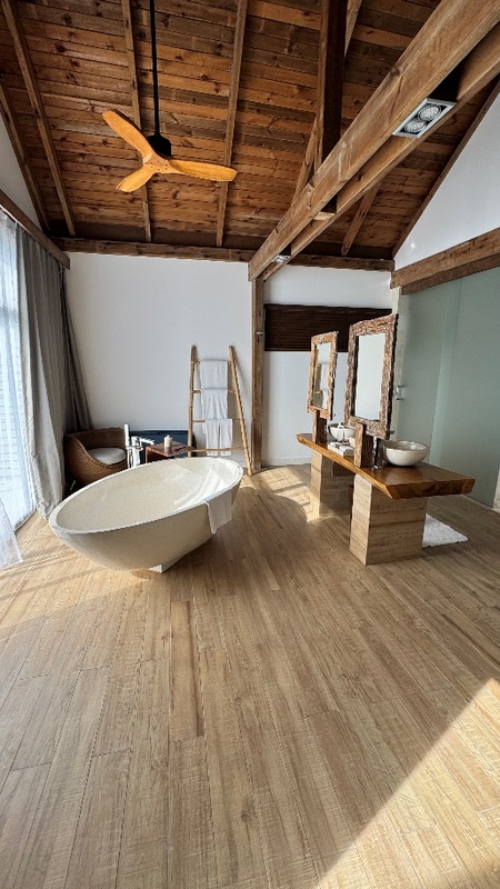 Kuredhivaru Resort & Spa