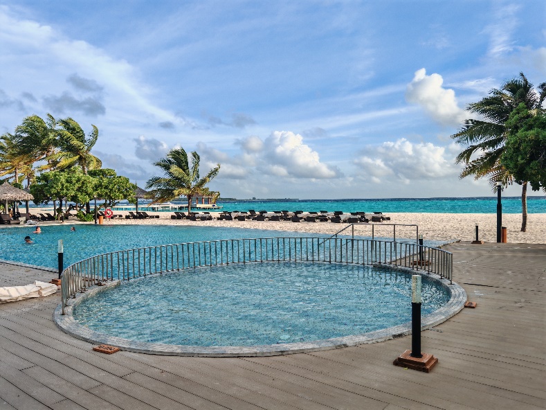 Dhigali Maldives 5*