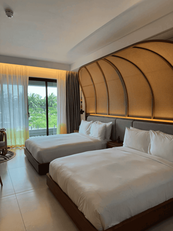 Canopy by Hilton 4*